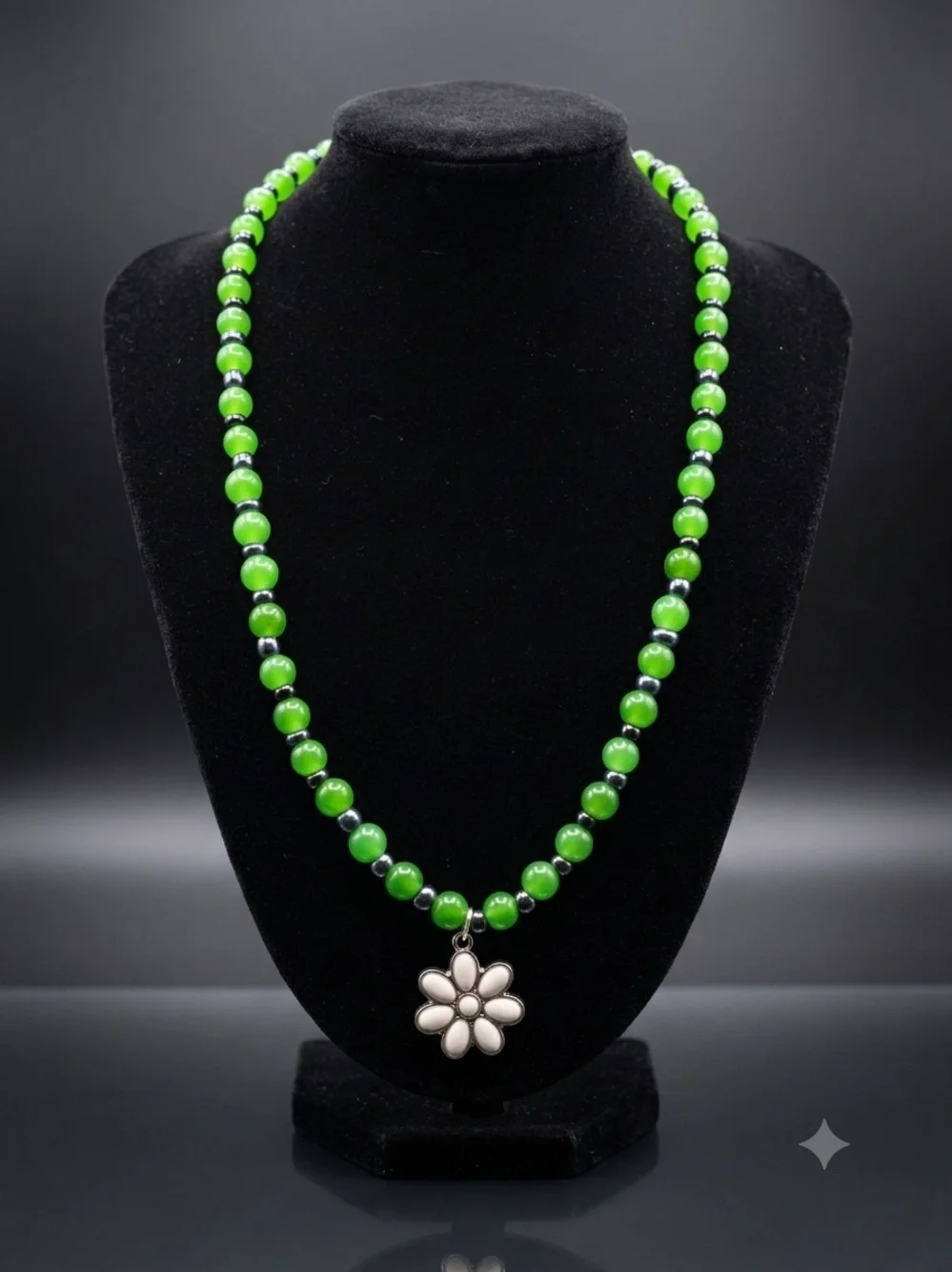 Green Beaded Necklace with Silver Daisy Pendant